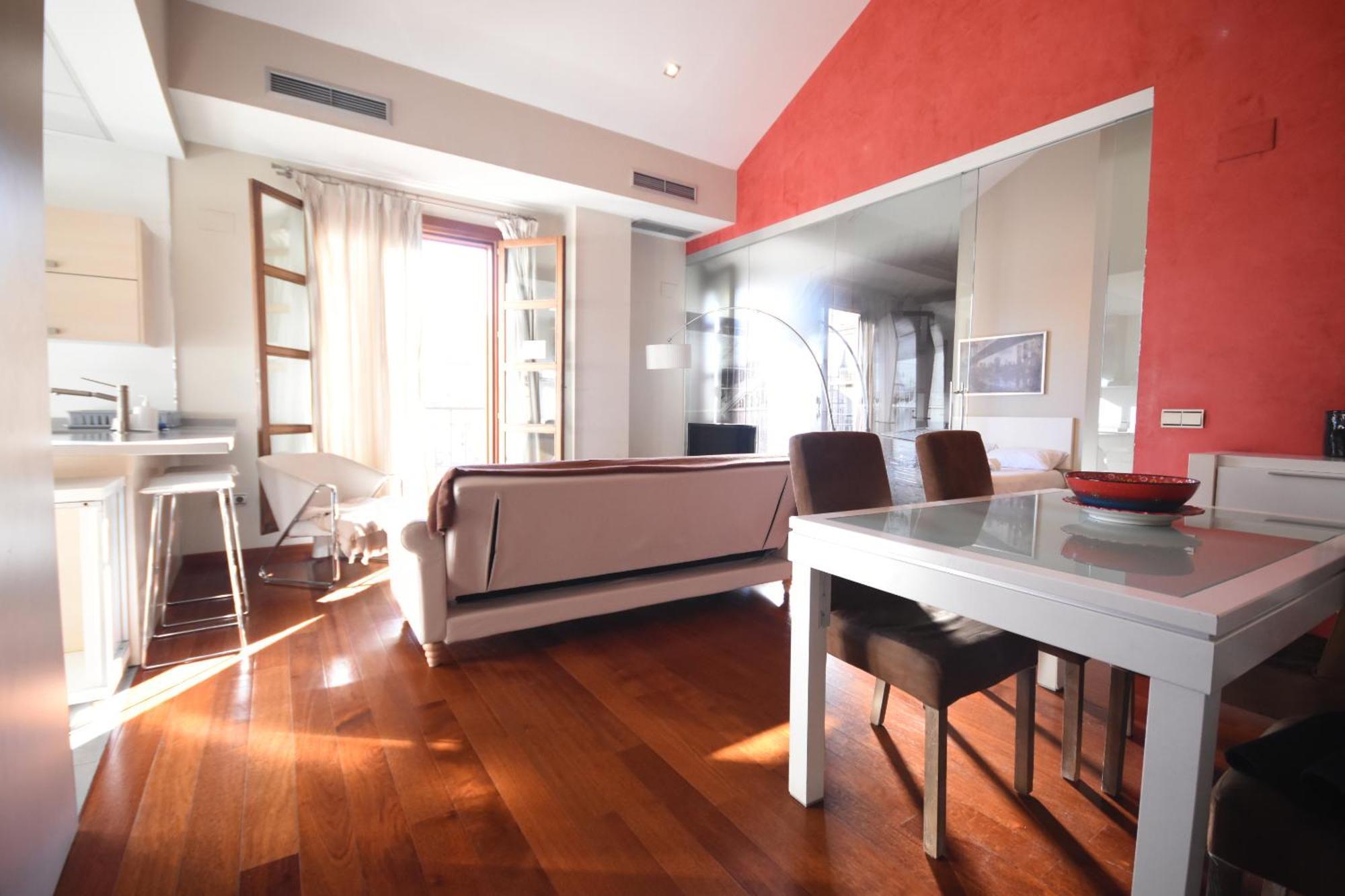 Precioso En La Plaza Del Tossal Apartament