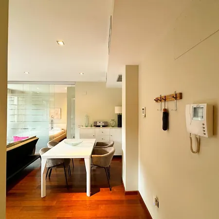 Precioso Apartamento En La Plaza Del Tossal Valencia Exterior photo